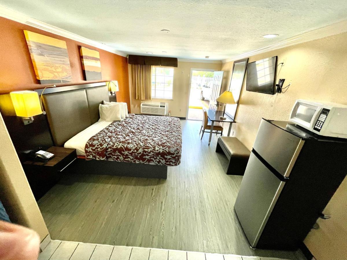 Hotel Luxury 3*